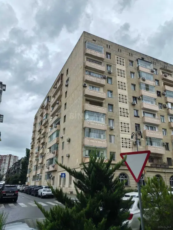 Satılır 3 otaqlı mənzil 90 m²