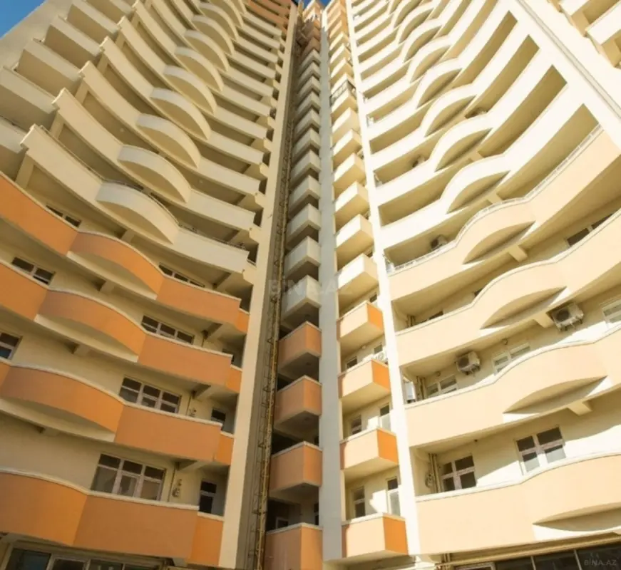 Satılır 2 otaqlı mənzil 90 m²