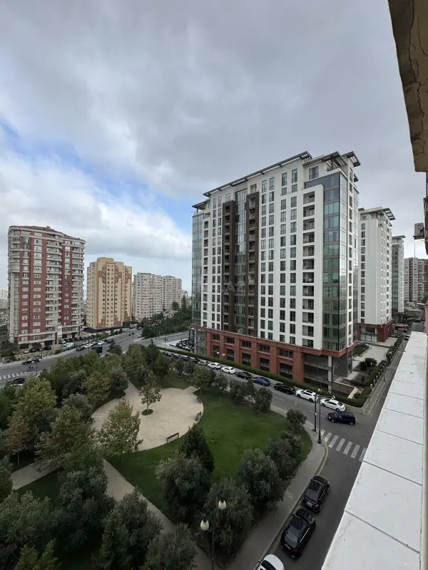 Satılır 3 otaqlı mənzil 85 m²