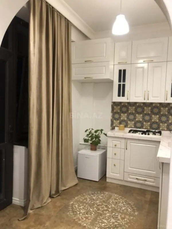 Satılır 2 otaqlı mənzil 64 m²