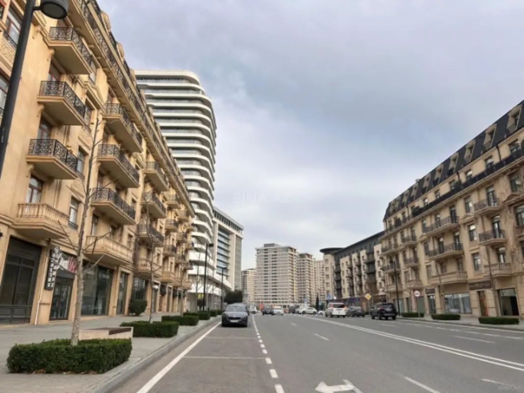 Kirayə verilir obyekt 175 m²