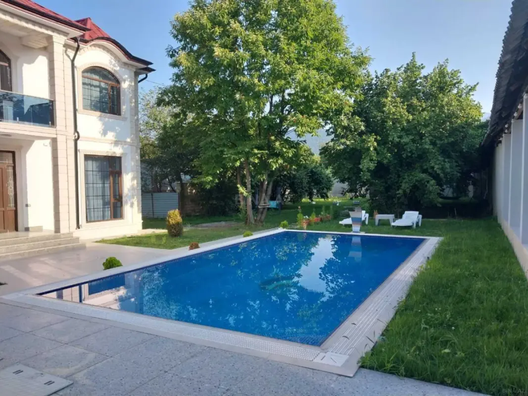Kirayə verilir 5 otaqlı həyət evi 240 m²