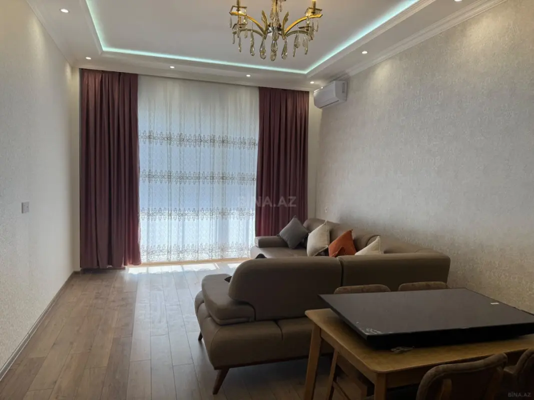 Kirayə verilir 2 otaqlı mənzil 75 m²