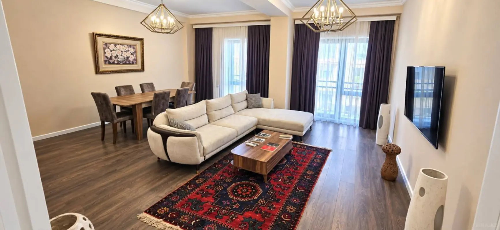Kirayə verilir 3 otaqlı mənzil 135 m²