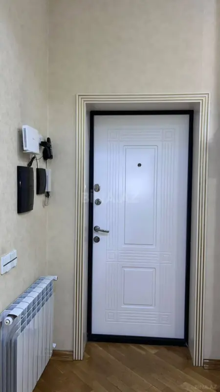 Kirayə verilir 2 otaqlı mənzil 75 m²