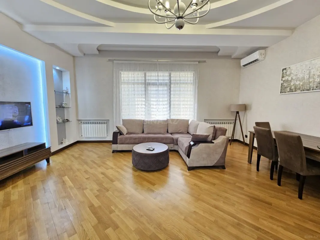 Kirayə verilir 3 otaqlı mənzil 110 m²