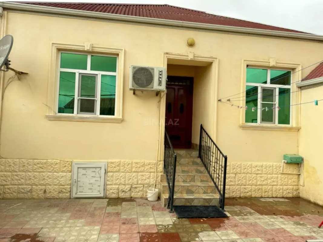 Satılır 3 otaqlı həyət evi 90 m²
