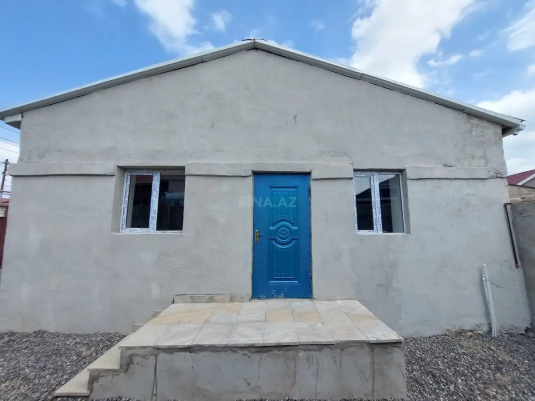 Satılır 3 otaqlı həyət evi 100 m²