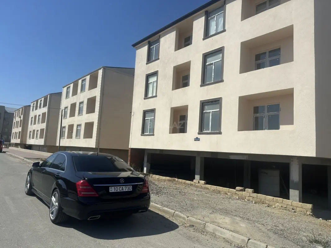 Satılır 2 otaqlı mənzil 52.5 m²