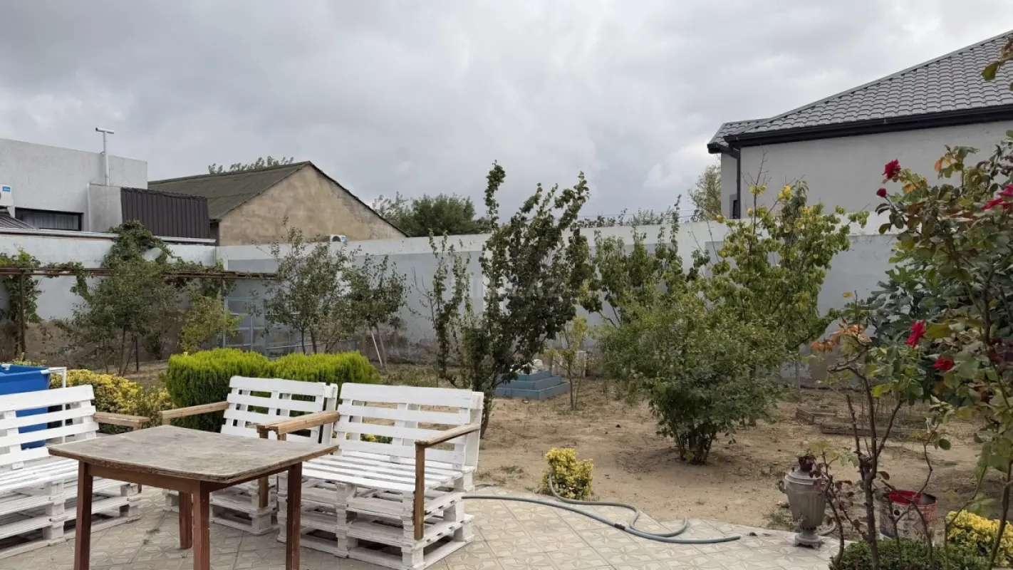 Satılır 3 otaqlı həyət evi 112 m²