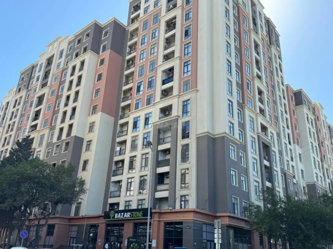 Satılır 2 otaqlı mənzil 82.1 m²