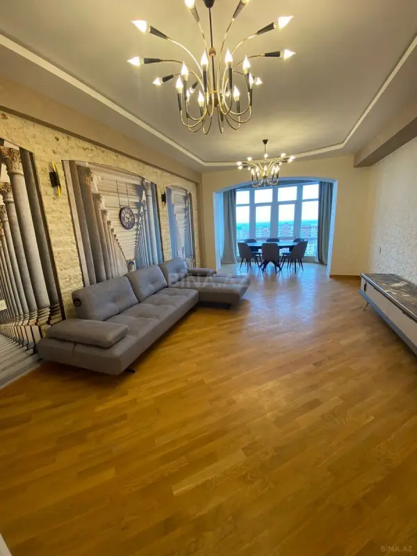 Kirayə verilir 3 otaqlı mənzil 160 m²