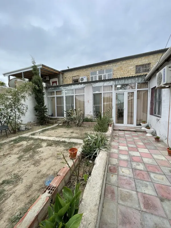 Satılır 3 otaqlı həyət evi 90 m²