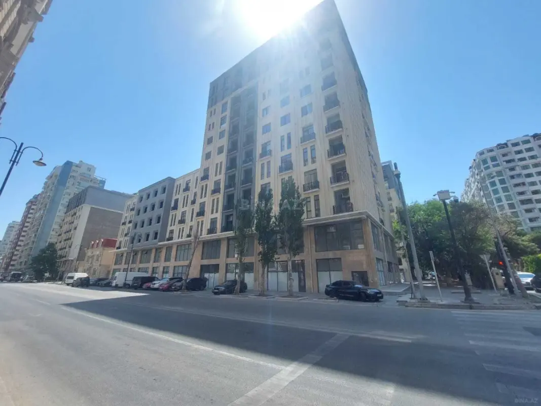 Satılır 2 otaqlı mənzil 70 m²