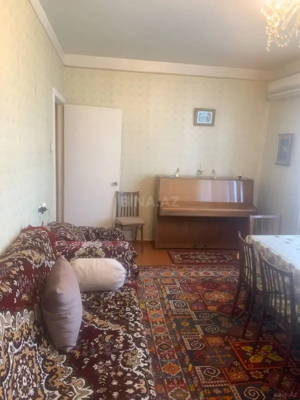 Satılır 2 otaqlı mənzil 65 m²