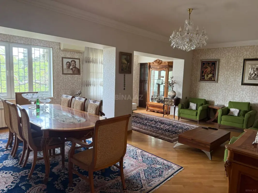 Kirayə verilir 4 otaqlı mənzil 120 m²