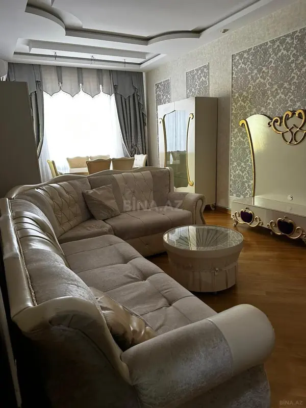 Kirayə verilir 2 otaqlı mənzil 75 m²