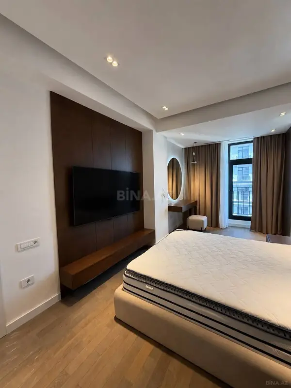 Kirayə verilir 2 otaqlı mənzil 85 m²