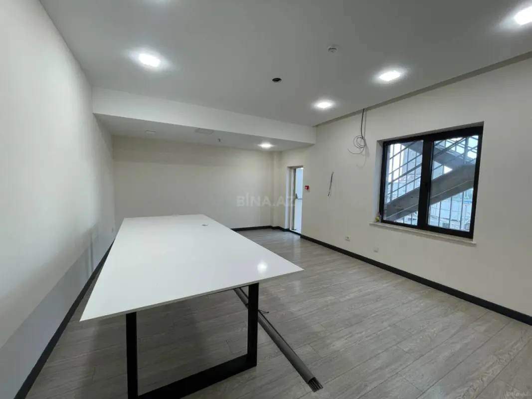 Kirayə verilir 5 otaqlı ofis 150 m²