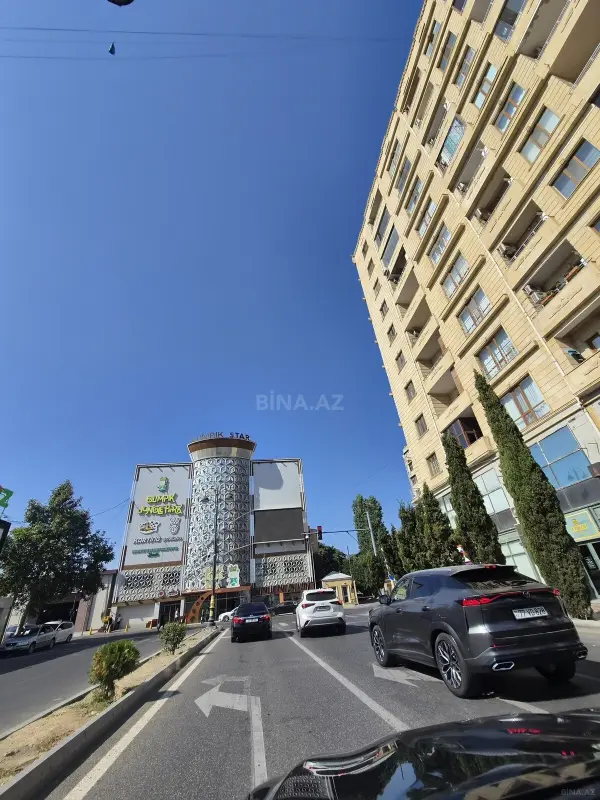 Kirayə verilir 2 otaqlı mənzil 80 m²