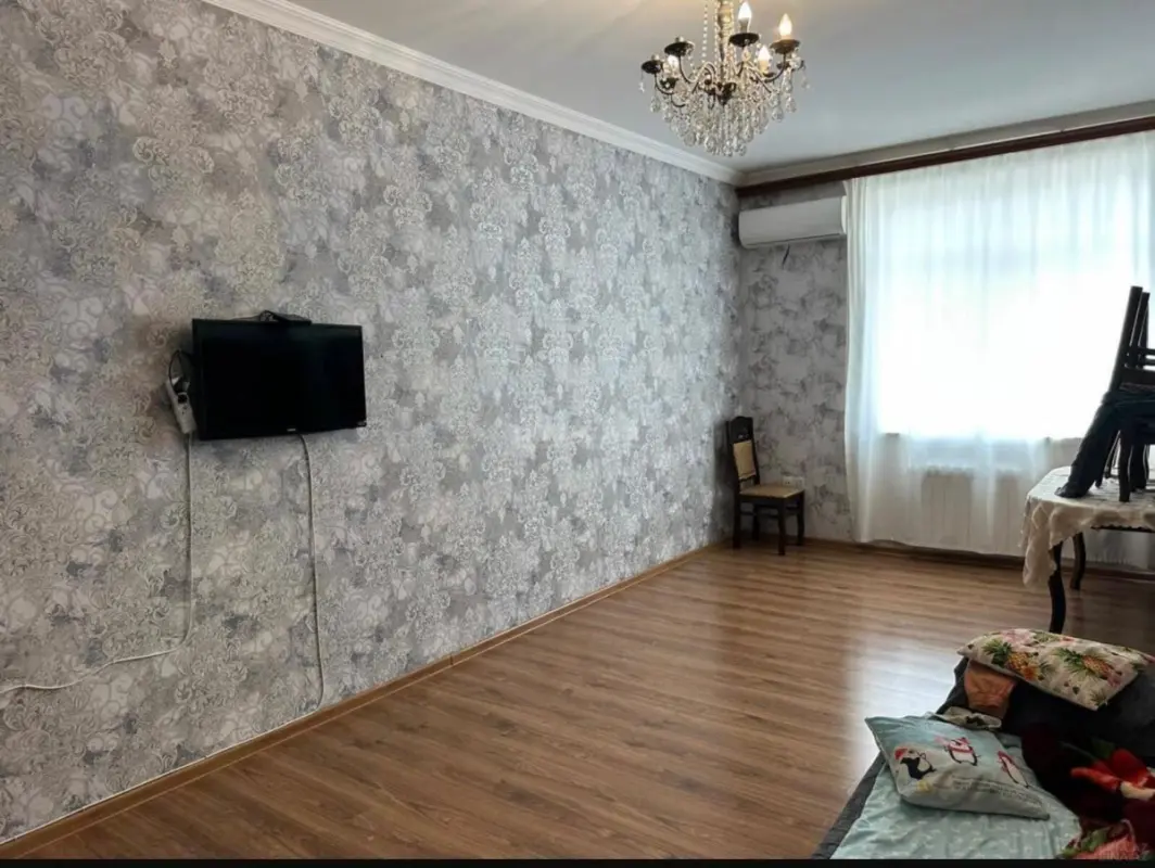 Kirayə verilir 2 otaqlı mənzil 76 m²