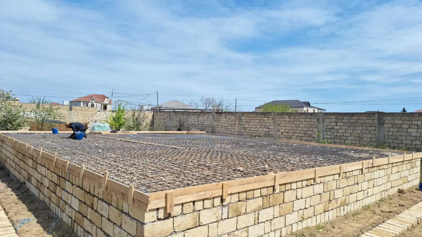 Satılır 4 otaqlı həyət evi 135 m²