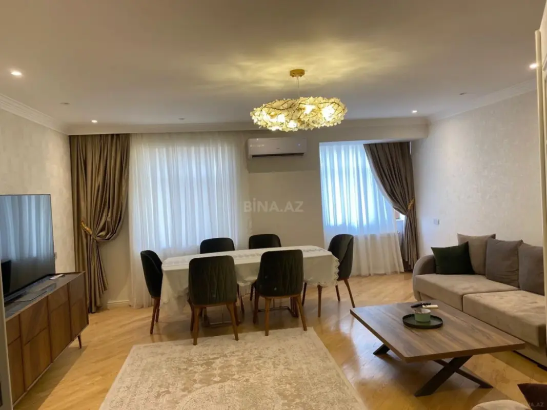 Satılır 3 otaqlı mənzil 92 m²