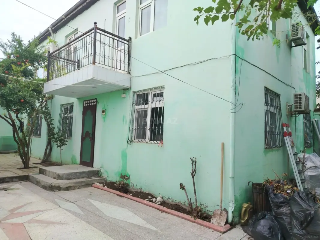 Satılır 5 otaqlı həyət evi 149 m²