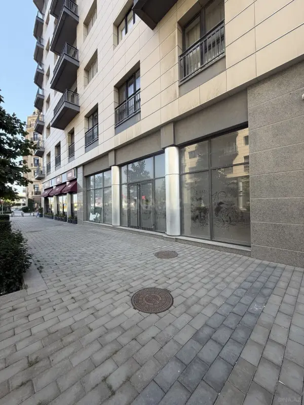 Satılır obyekt 155 m²