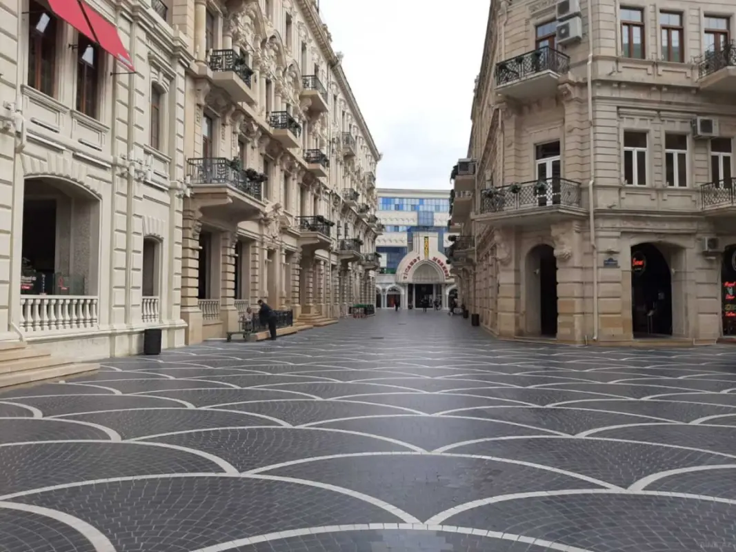 Kirayə verilir 3 otaqlı mənzil 120 m²
