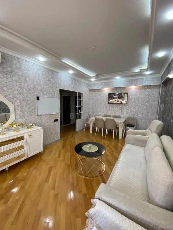 Satılır 3 otaqlı mənzil 85 m²