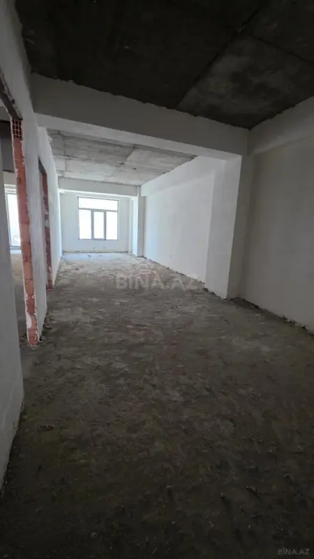 Satılır 4 otaqlı mənzil 171 m²
