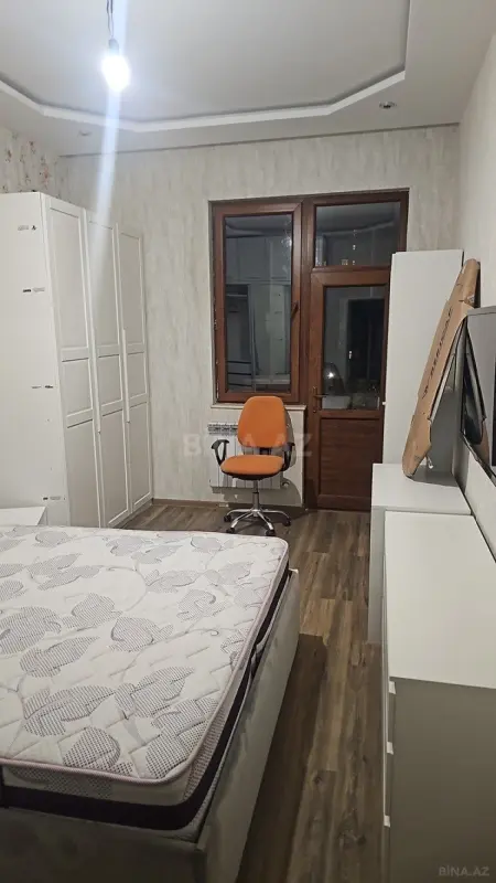 Kirayə verilir 3 otaqlı mənzil 110 m²