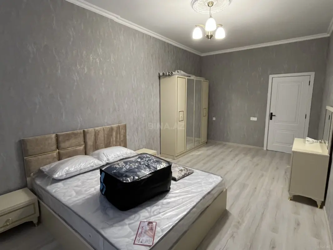 Kirayə verilir 3 otaqlı mənzil 100 m²