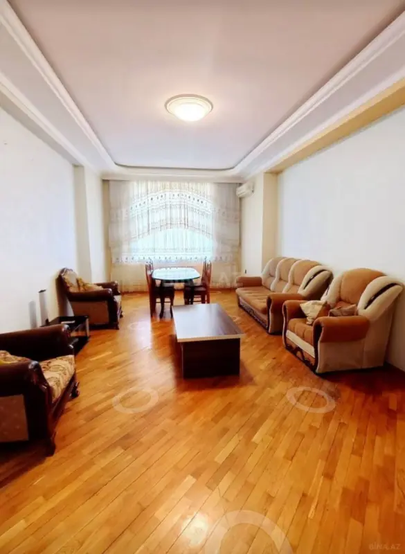 Satılır 2 otaqlı mənzil 95 m²