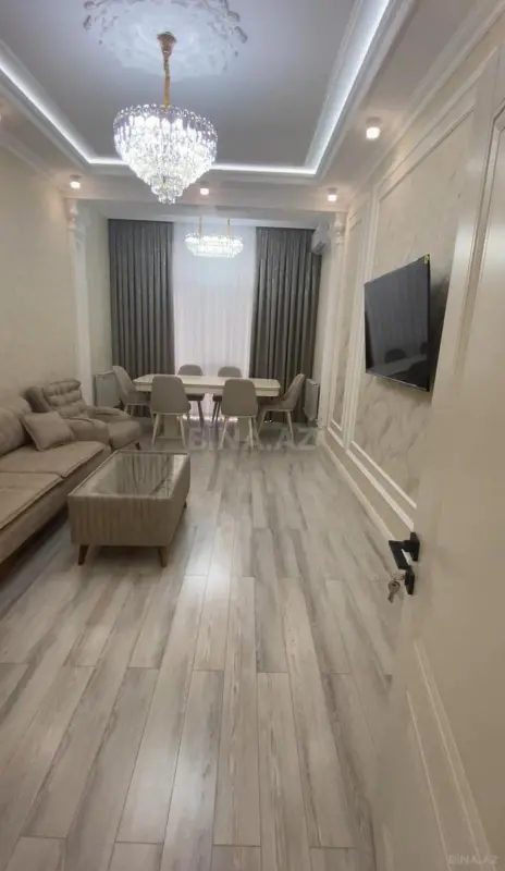 Kirayə verilir 2 otaqlı mənzil 80 m²