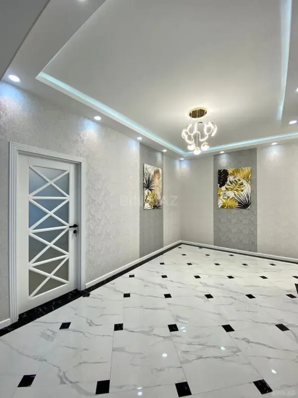 Satılır 3 otaqlı mənzil 150 m²