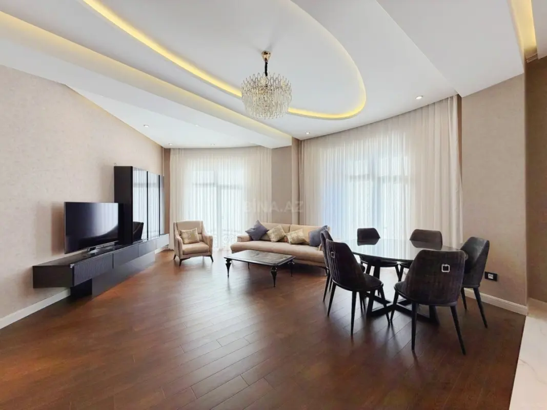 Satılır 3 otaqlı mənzil 120 m²