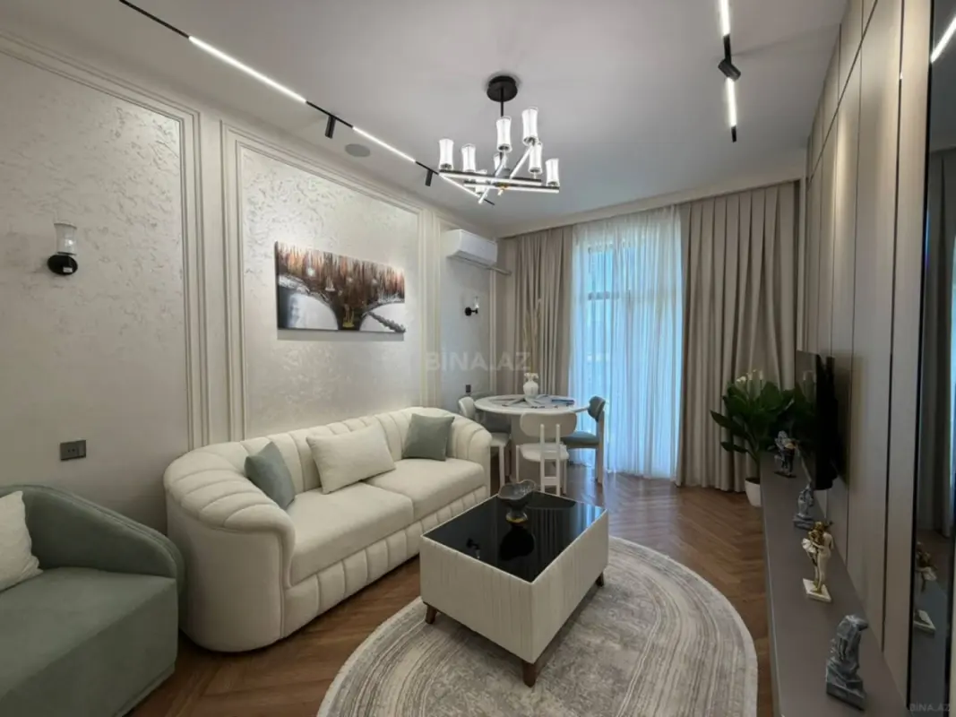 Satılır 2 otaqlı mənzil 68 m²