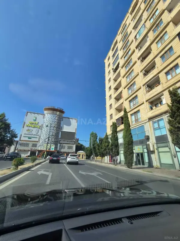 Kirayə verilir 2 otaqlı mənzil 80 m²