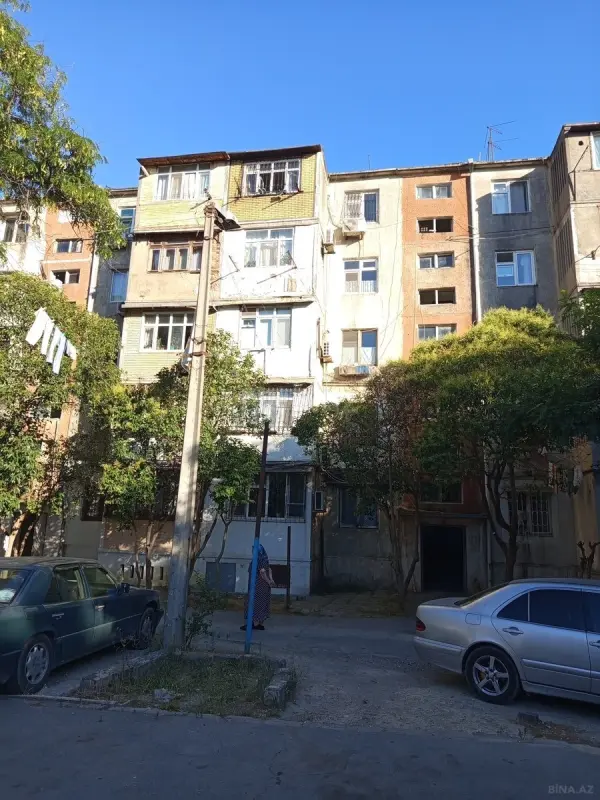 Satılır 2 otaqlı mənzil 48 m²