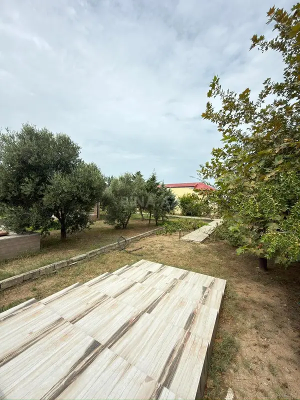 Satılır 3 otaqlı həyət evi 150 m²