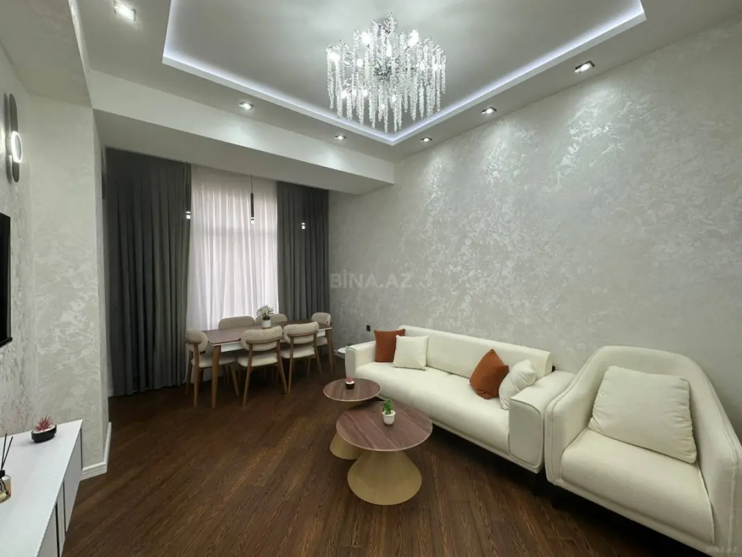 Satılır 2 otaqlı mənzil 68 m²