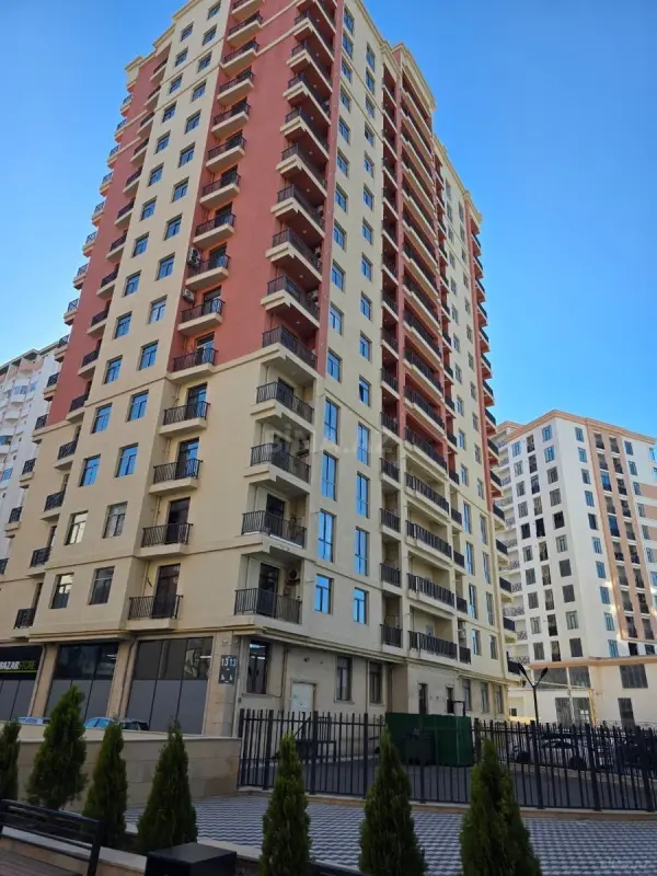 Kirayə verilir 2 otaqlı mənzil 56 m²