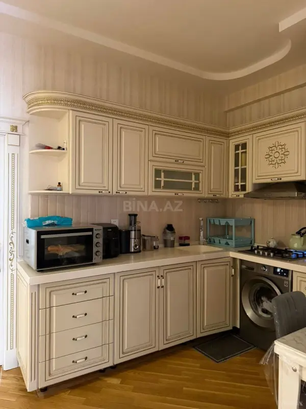 Kirayə verilir 3 otaqlı mənzil 100 m²