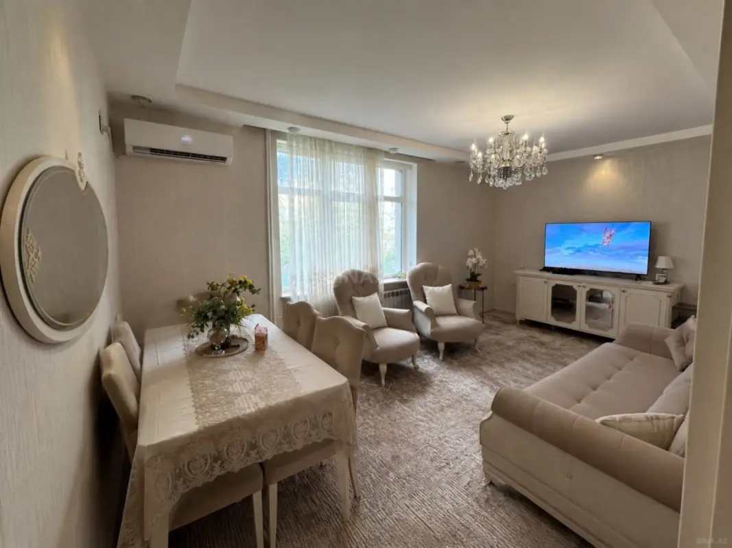 Satılır 2 otaqlı mənzil 80 m²