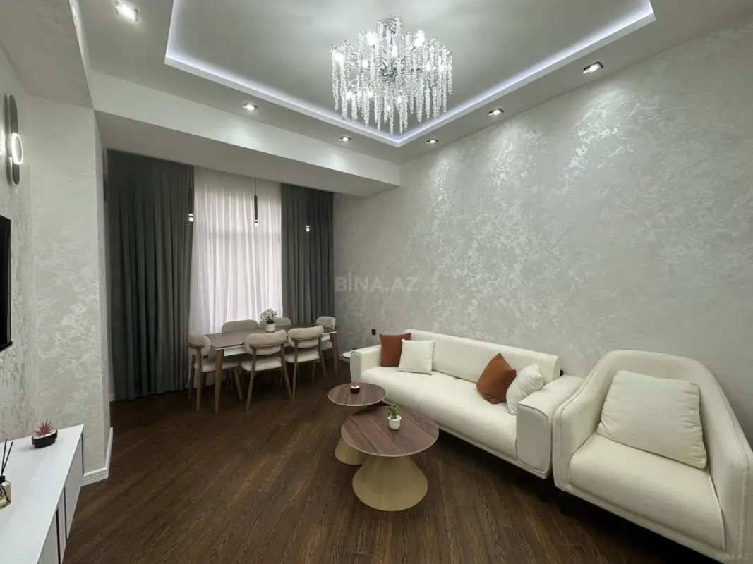 Satılır 2 otaqlı mənzil 68 m²