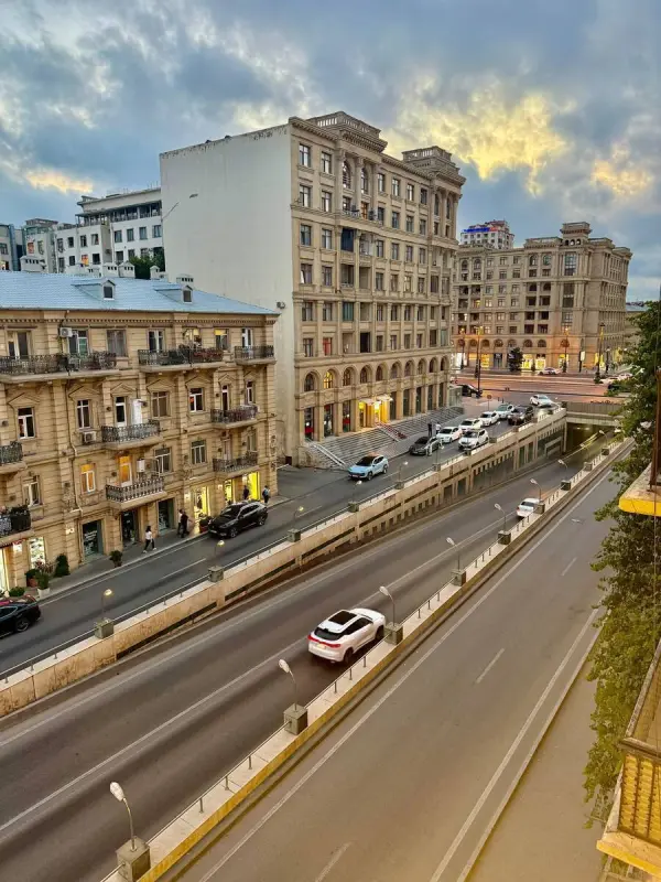 Satılır 2 otaqlı mənzil 42 m²