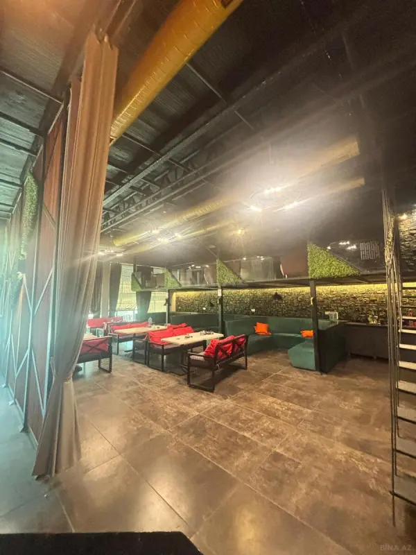 Satılır obyekt 600 m²