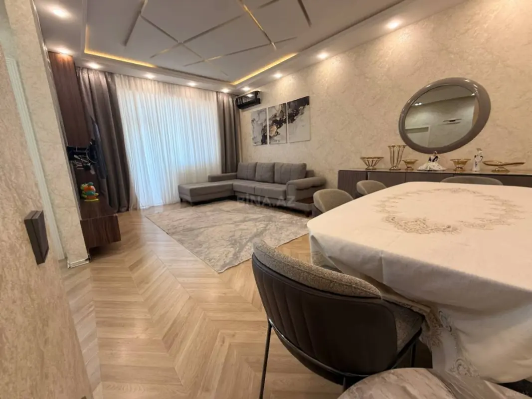 Satılır 2 otaqlı mənzil 85 m²